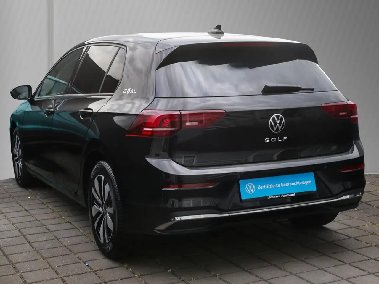 Volkswagen Golf VIII 5