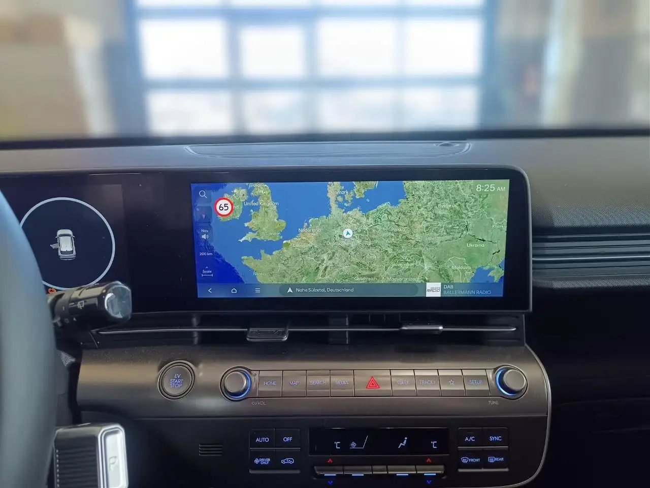Hyundai KONA 9