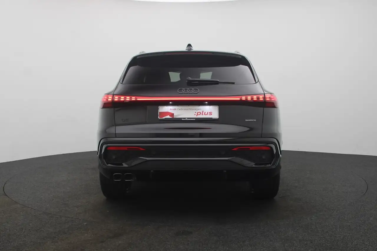 Audi Q5 4