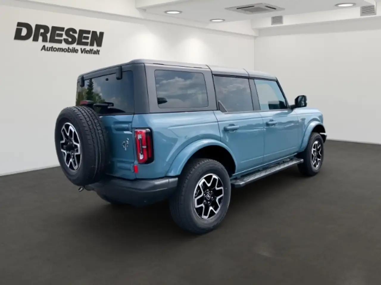 Ford Bronco 3