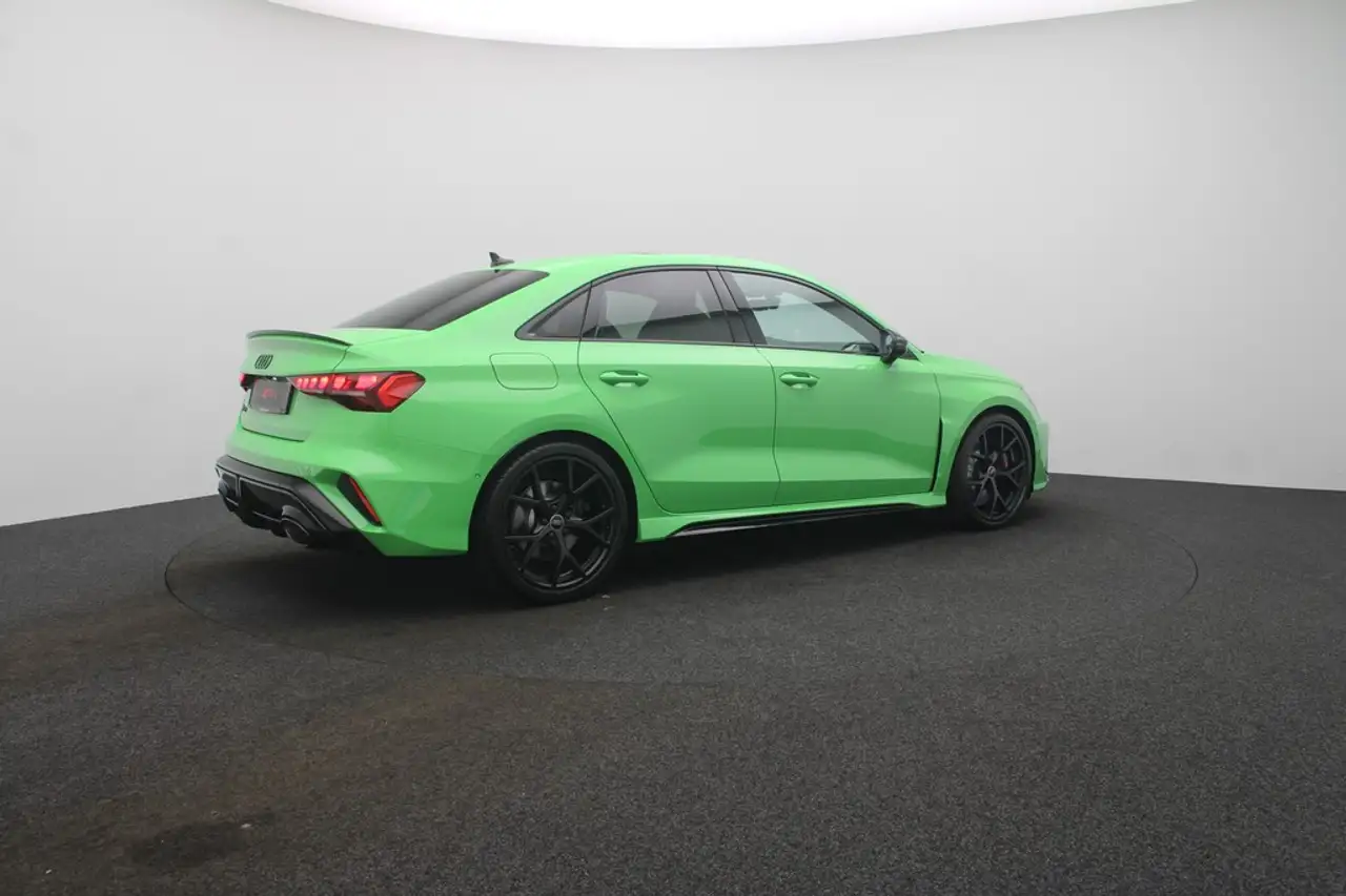 Audi RS3 5