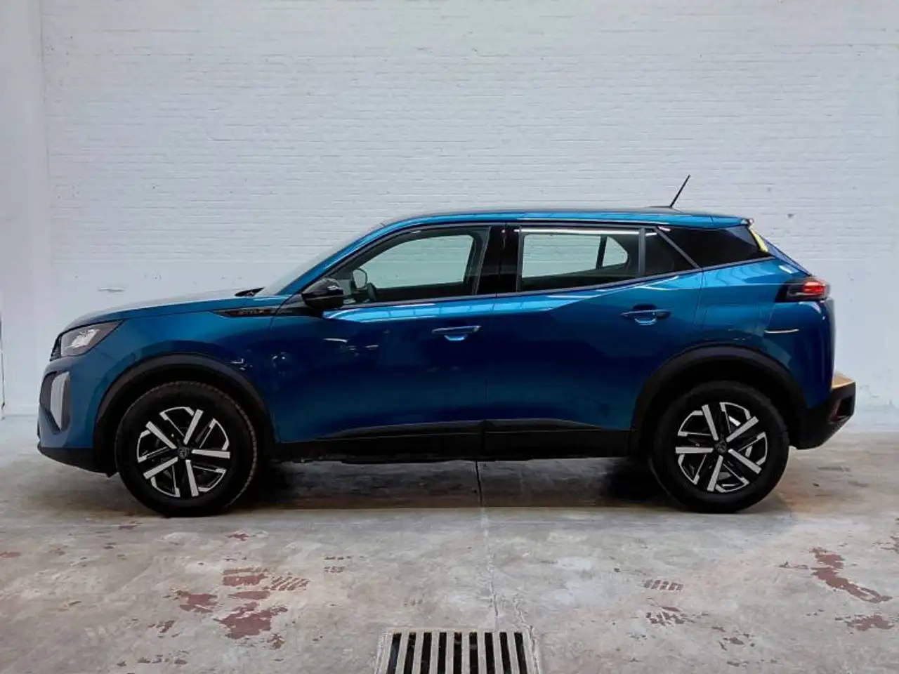 Peugeot 2008 2 8