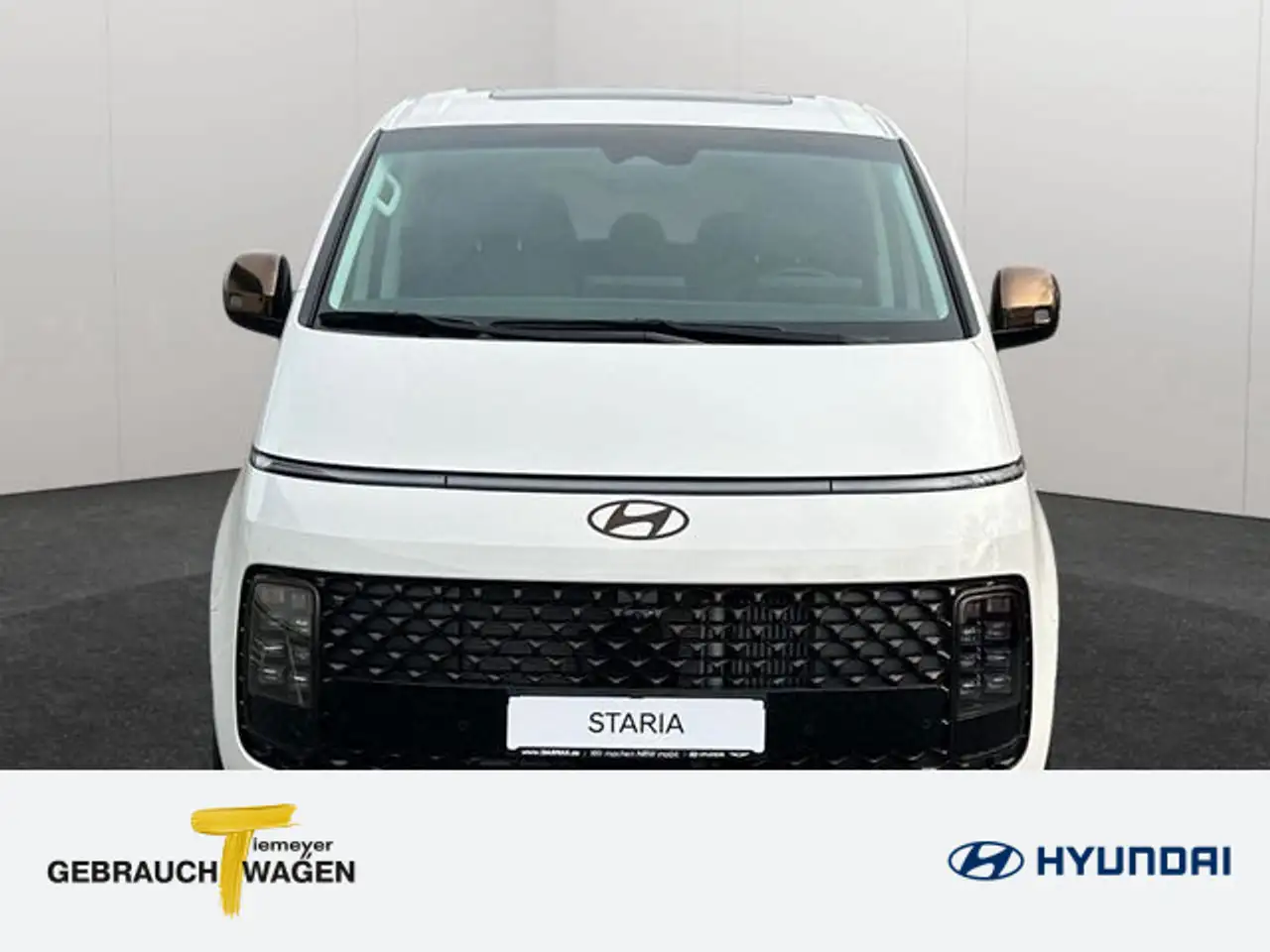 Hyundai STARIA 2