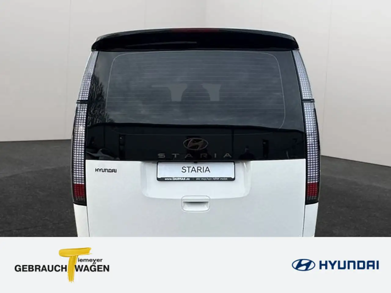 Hyundai STARIA 6