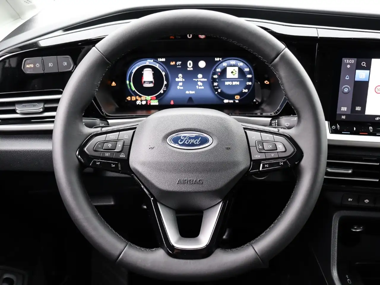 Ford Tourneo 6