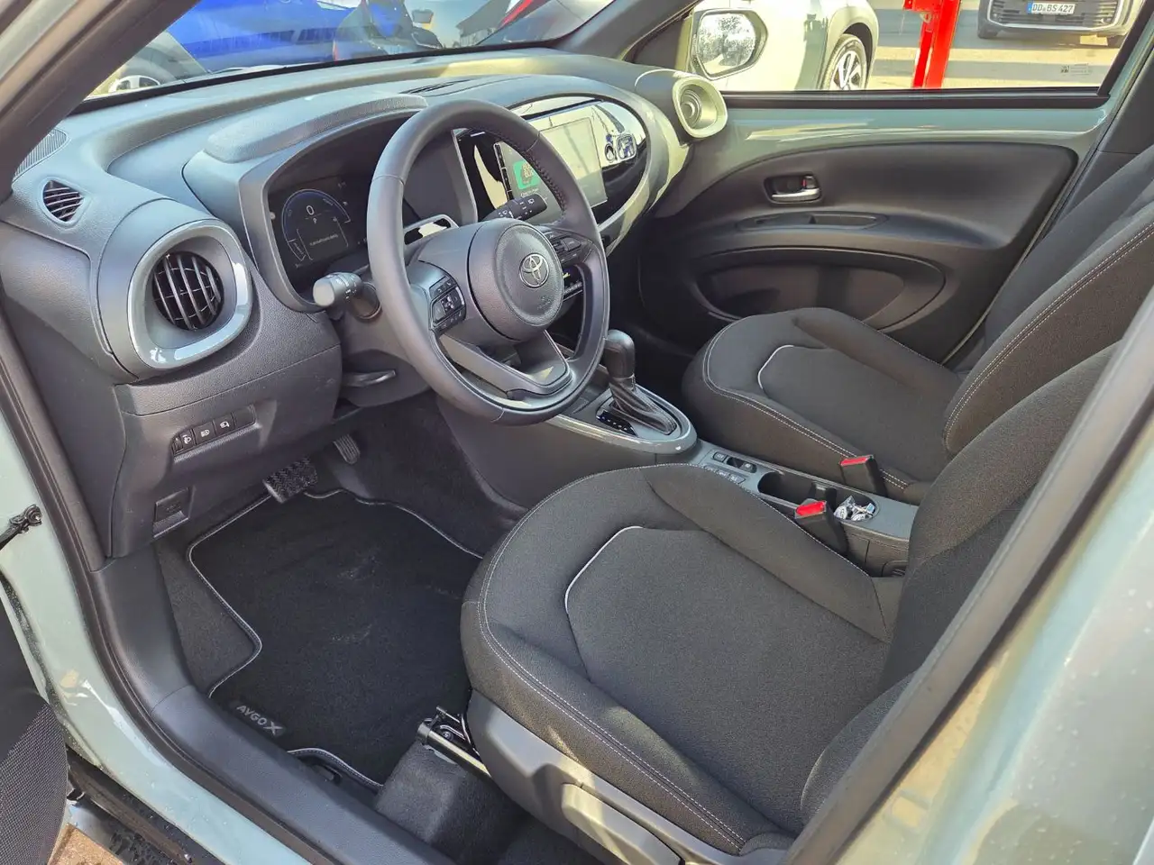 Toyota Aygo X 8
