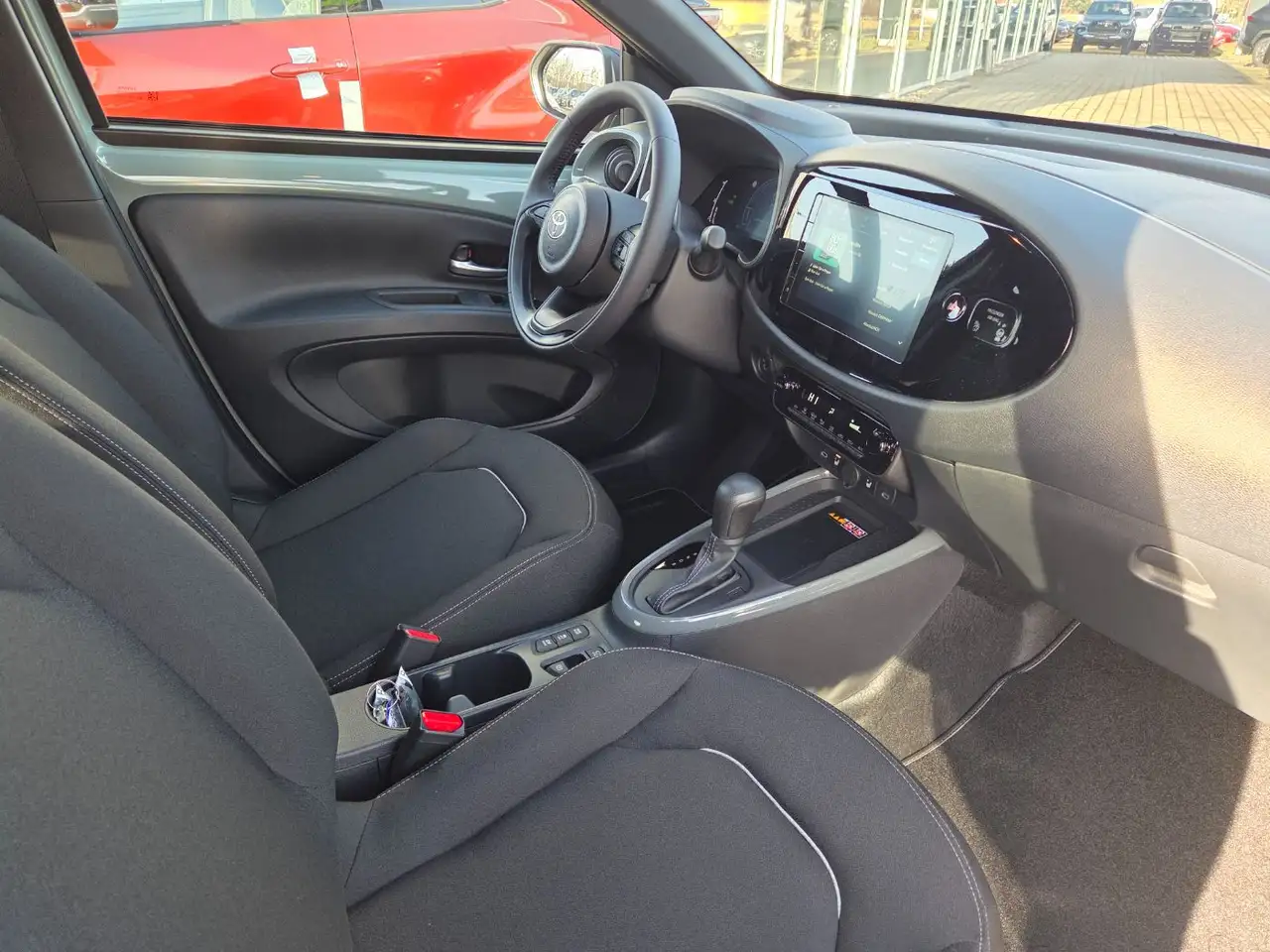 Toyota Aygo X 11