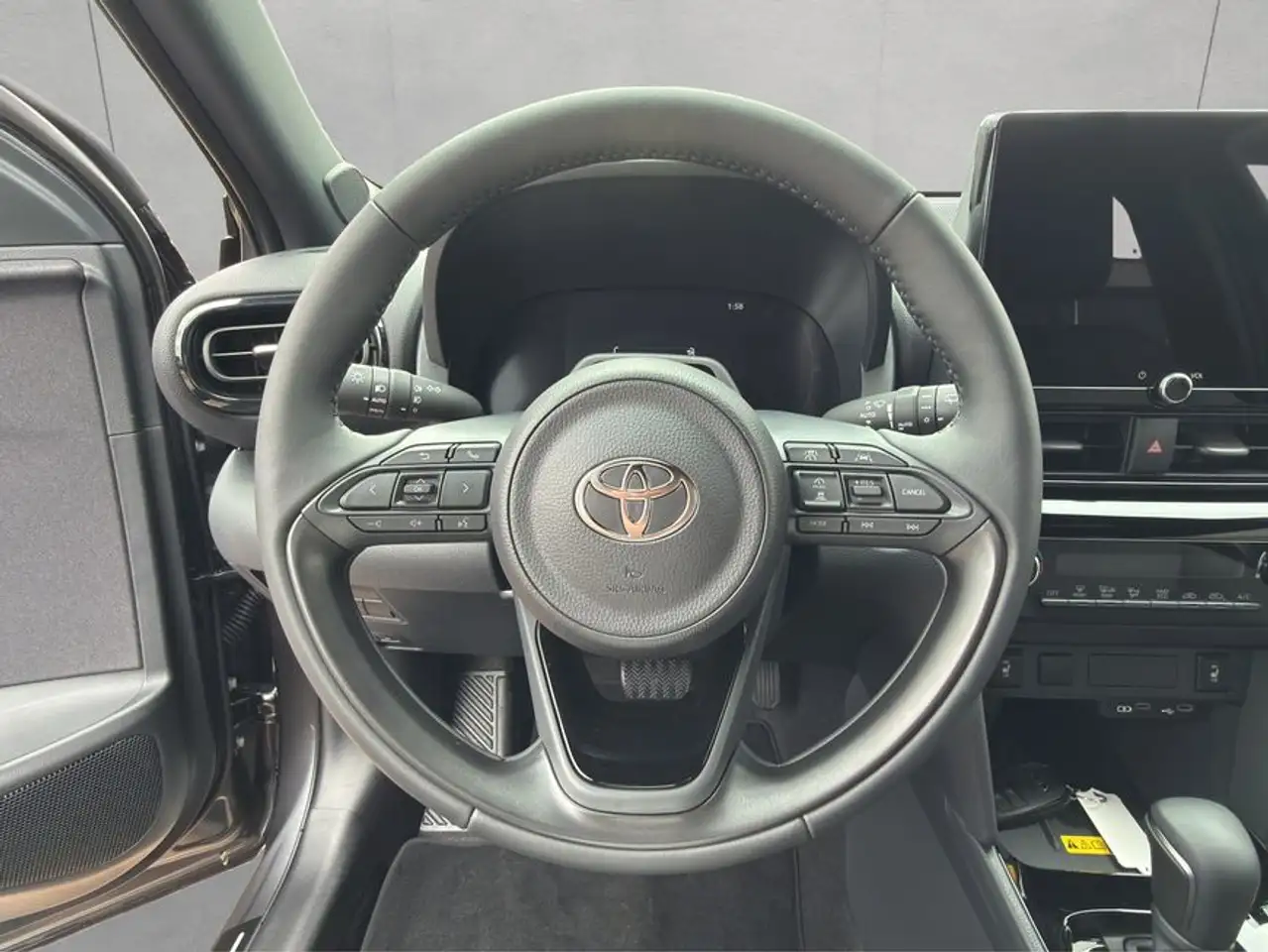 Toyota Yaris 11