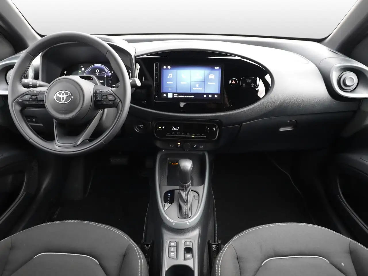 Toyota Aygo X 7