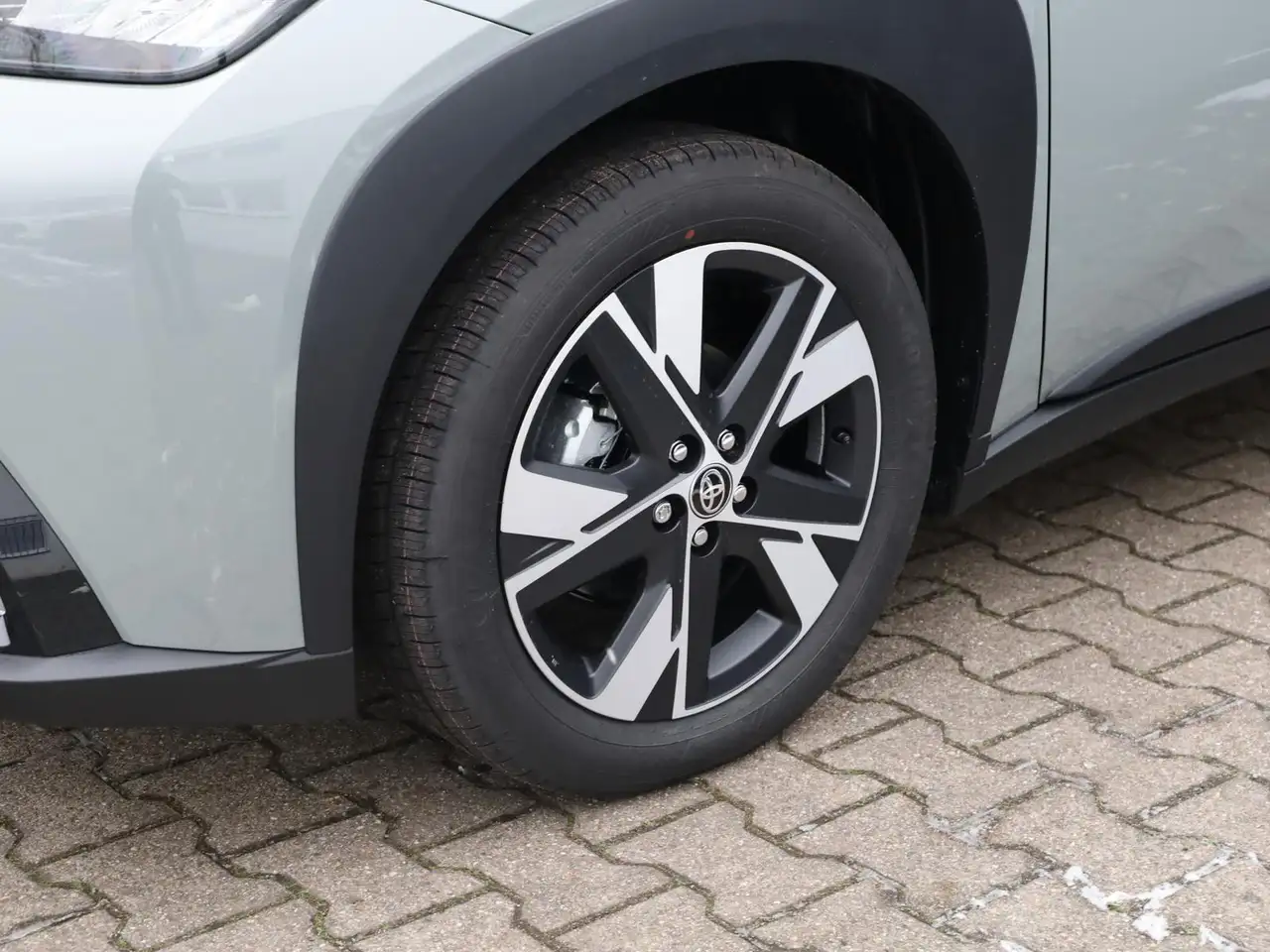 Toyota Aygo X 11