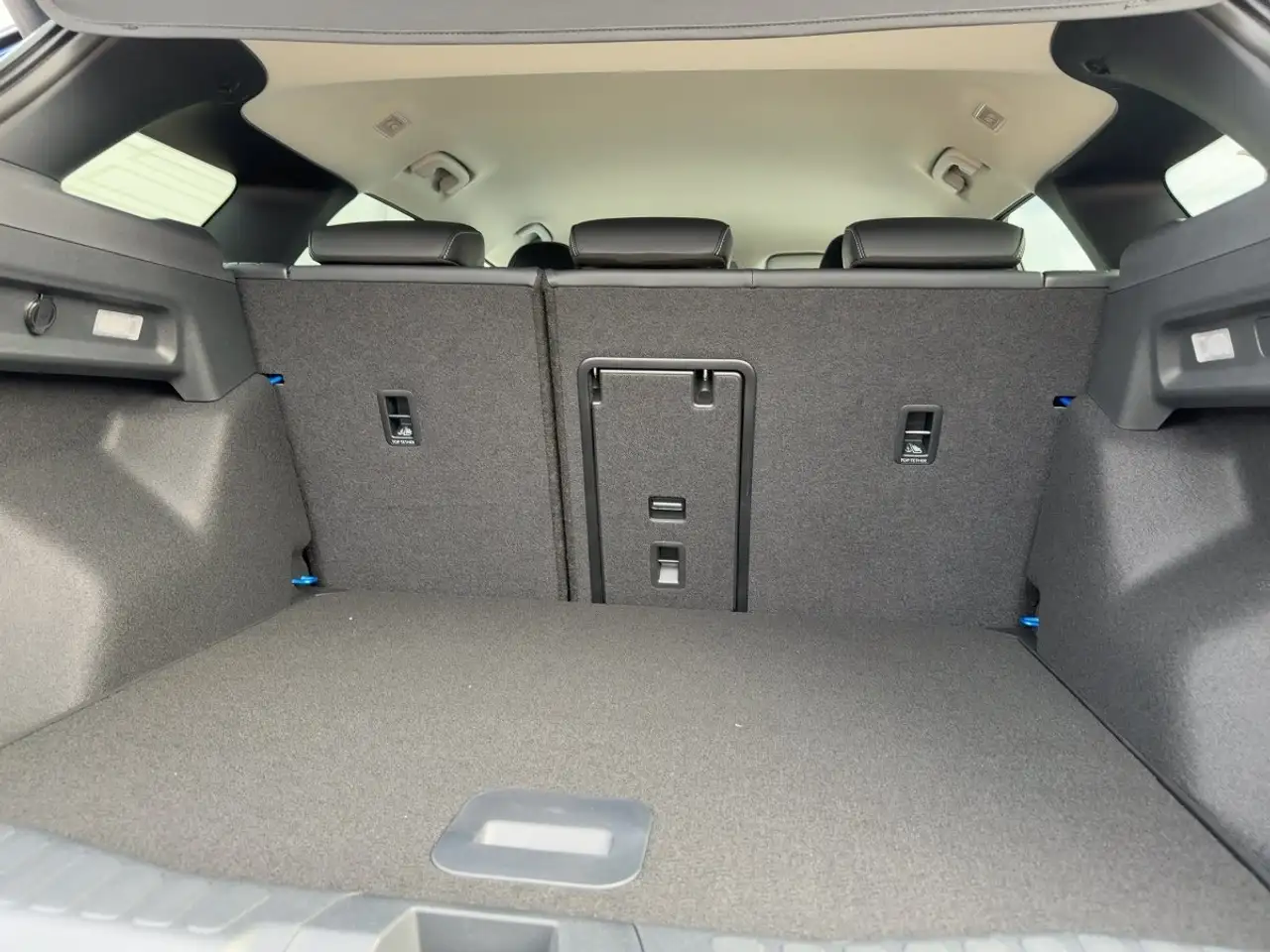 Ford Explorer 6