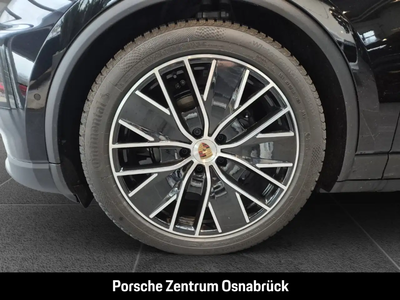 Porsche Macan 4 11