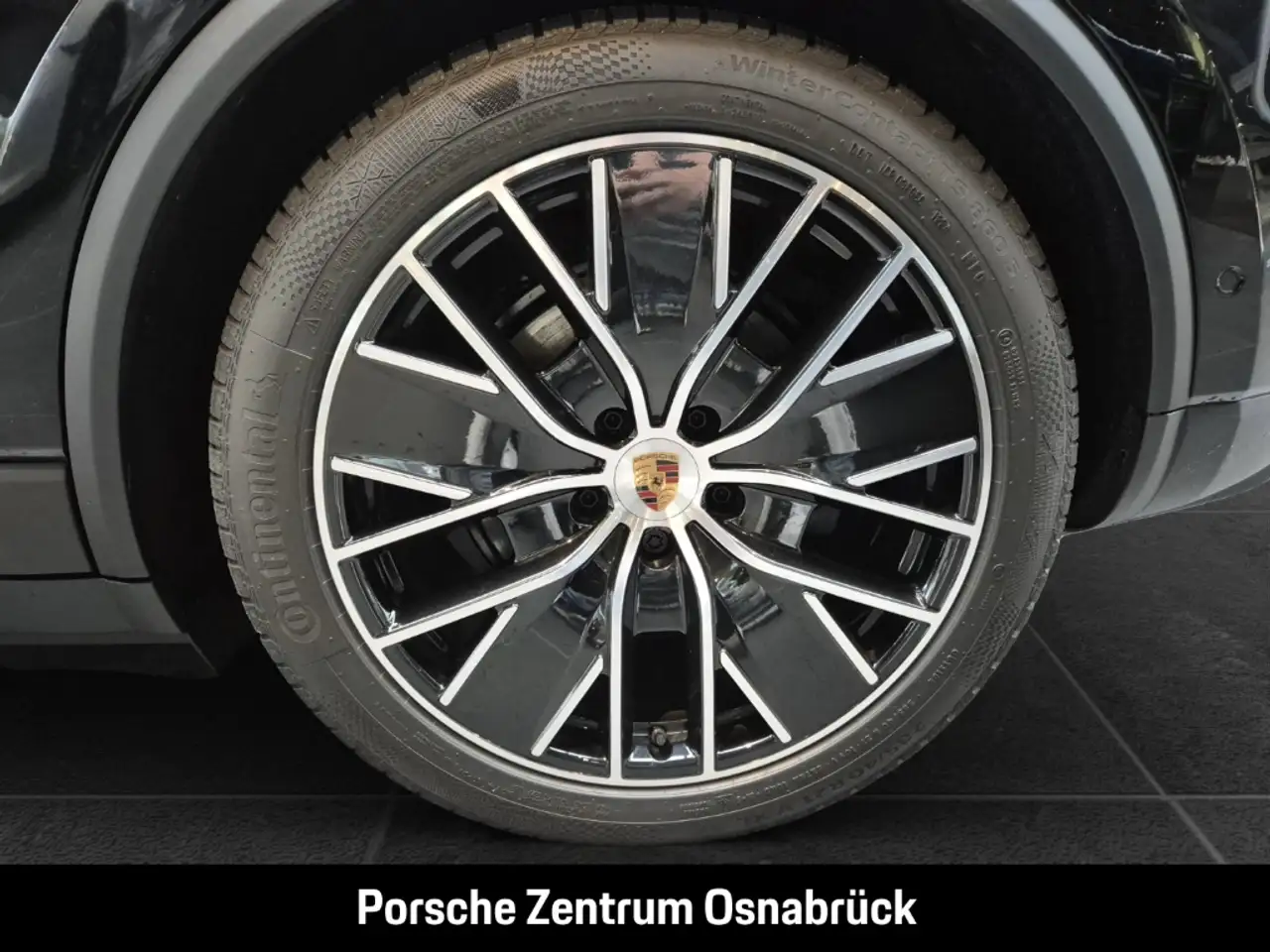 Porsche Macan 4 13