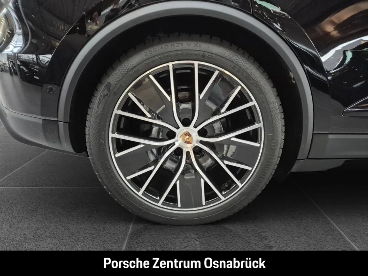 Porsche Macan 4 14