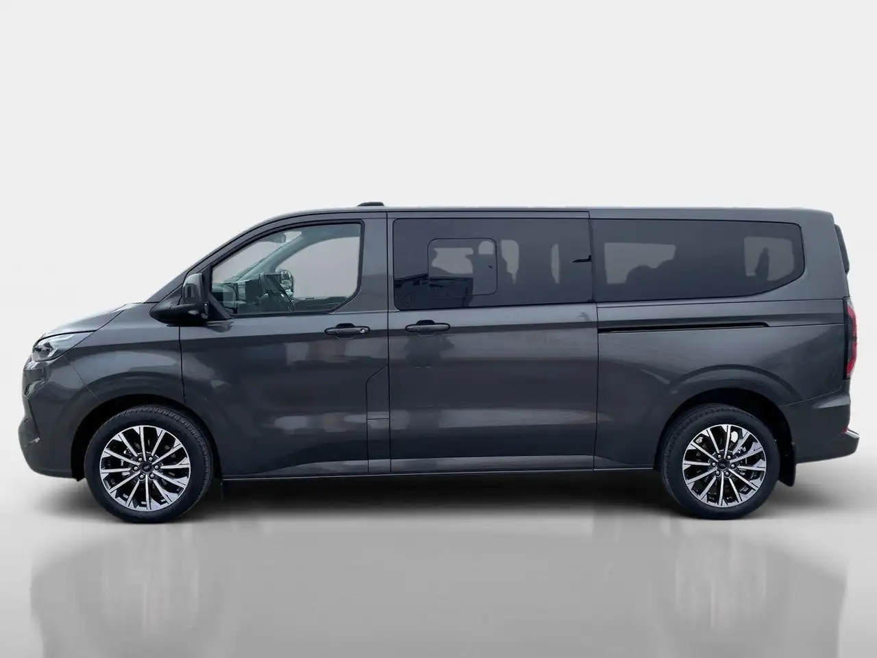 Ford Tourneo 3
