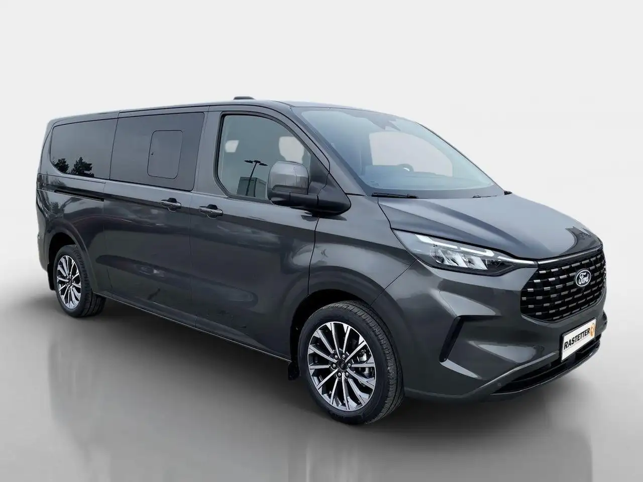 Ford Tourneo 8