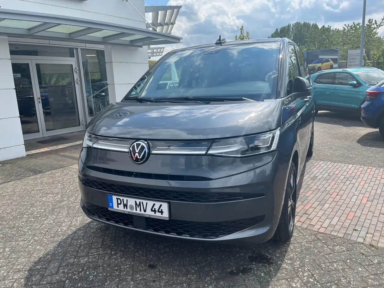 Volkswagen T7 Multivan 3