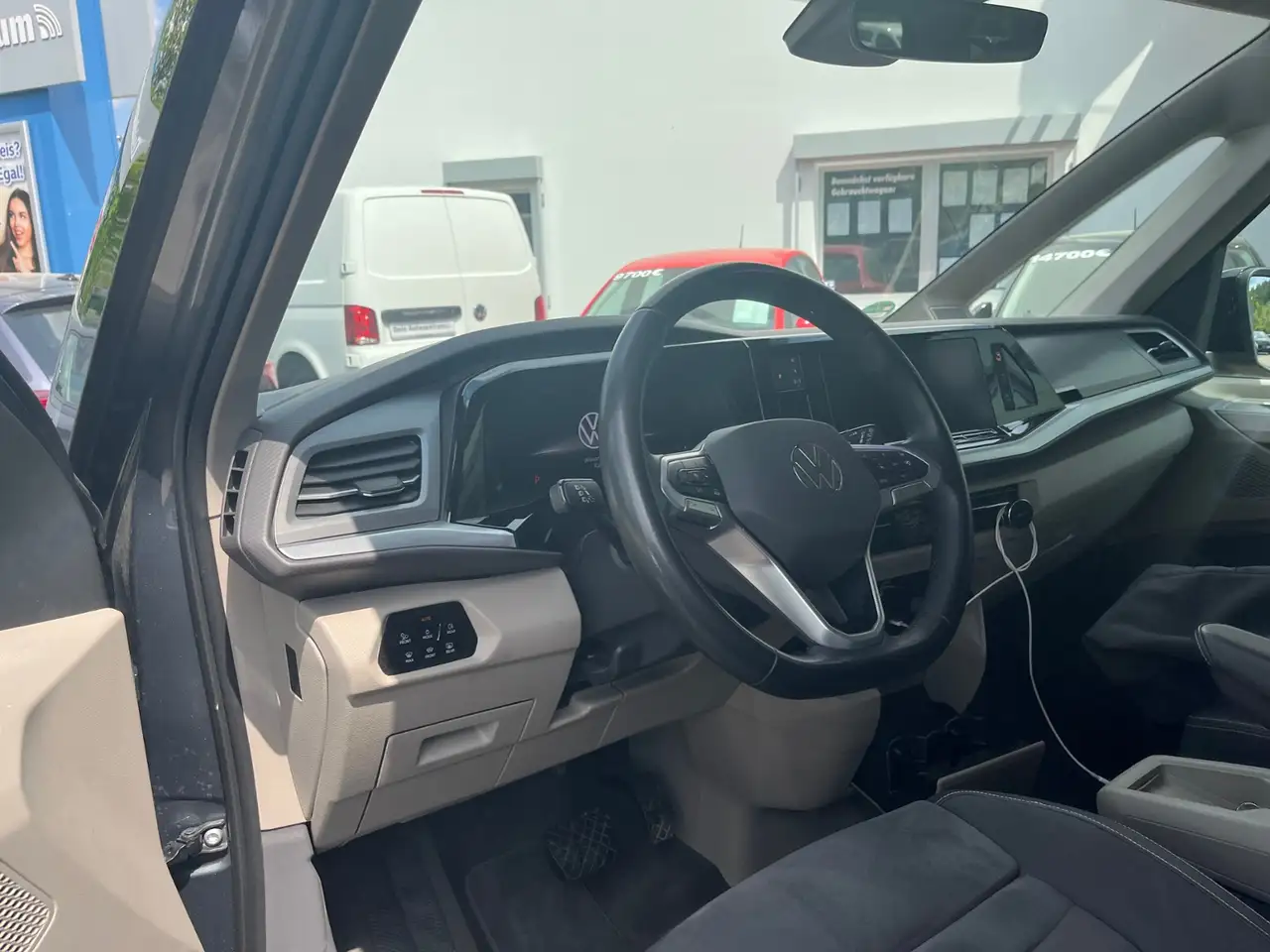 Volkswagen T7 Multivan 7
