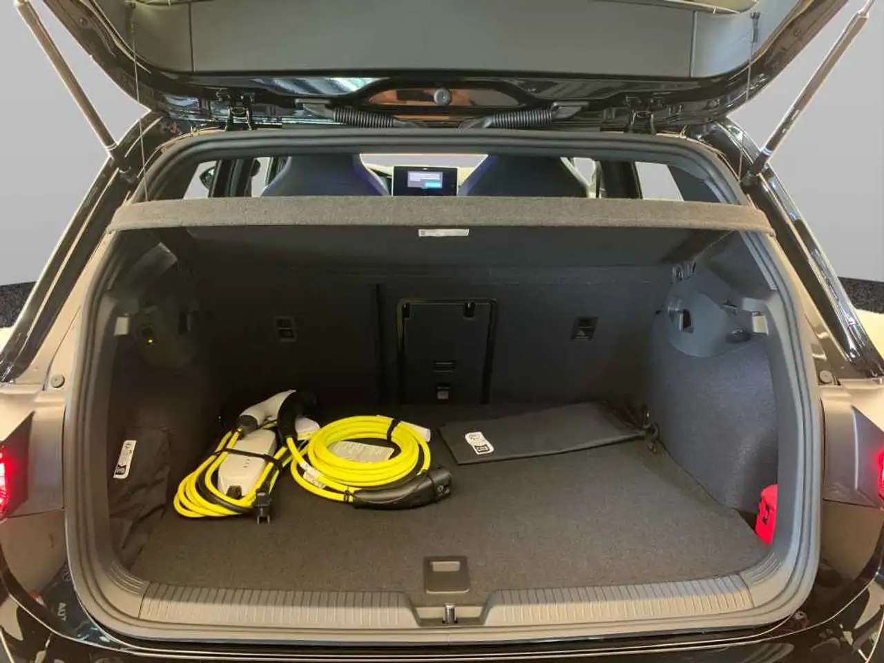 Volkswagen Golf 9