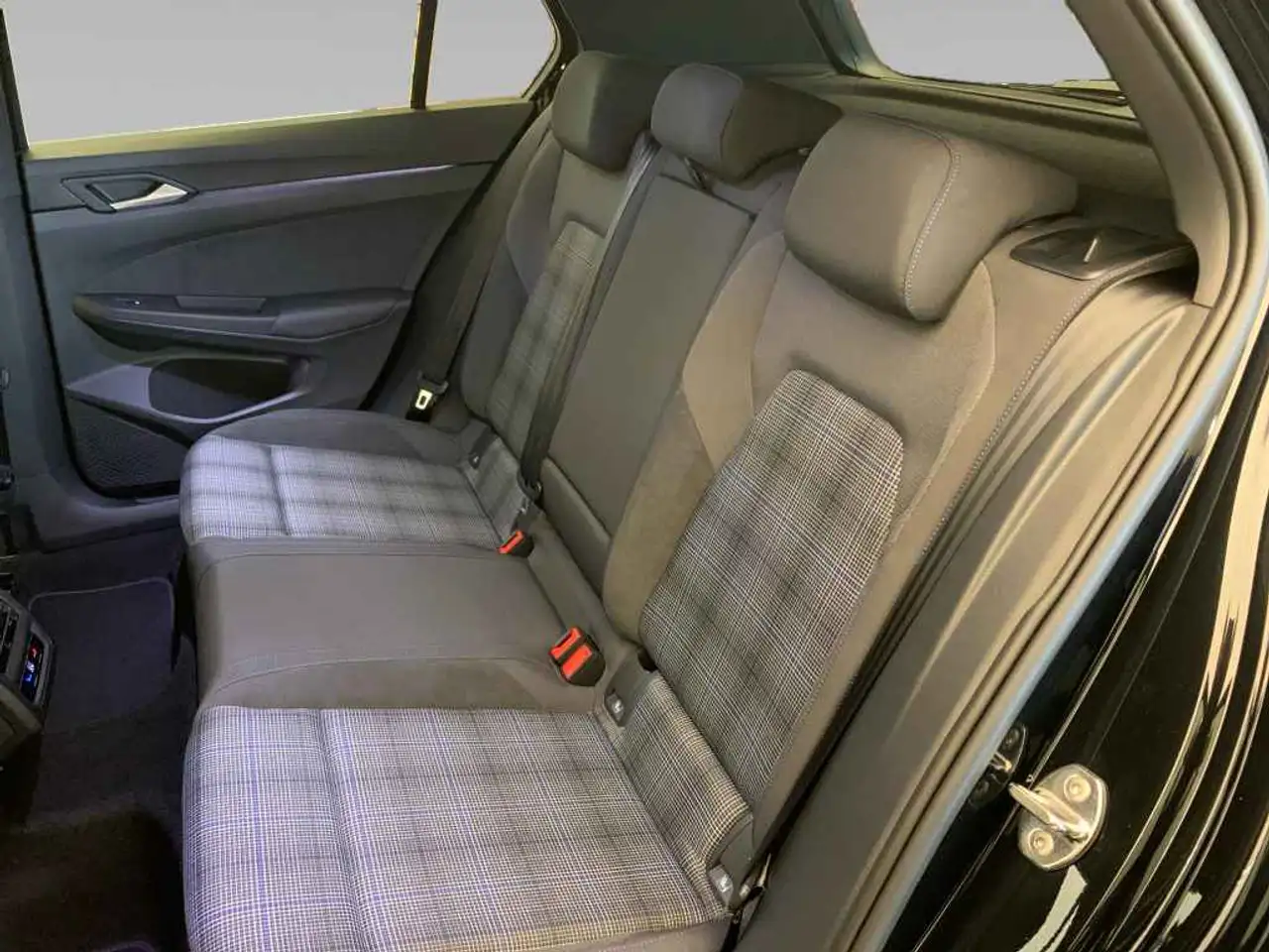 Volkswagen Golf 12
