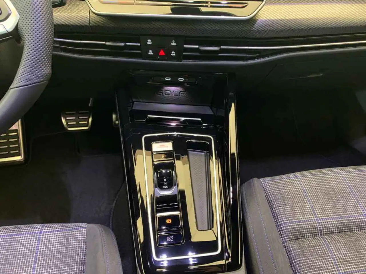 Volkswagen Golf 14