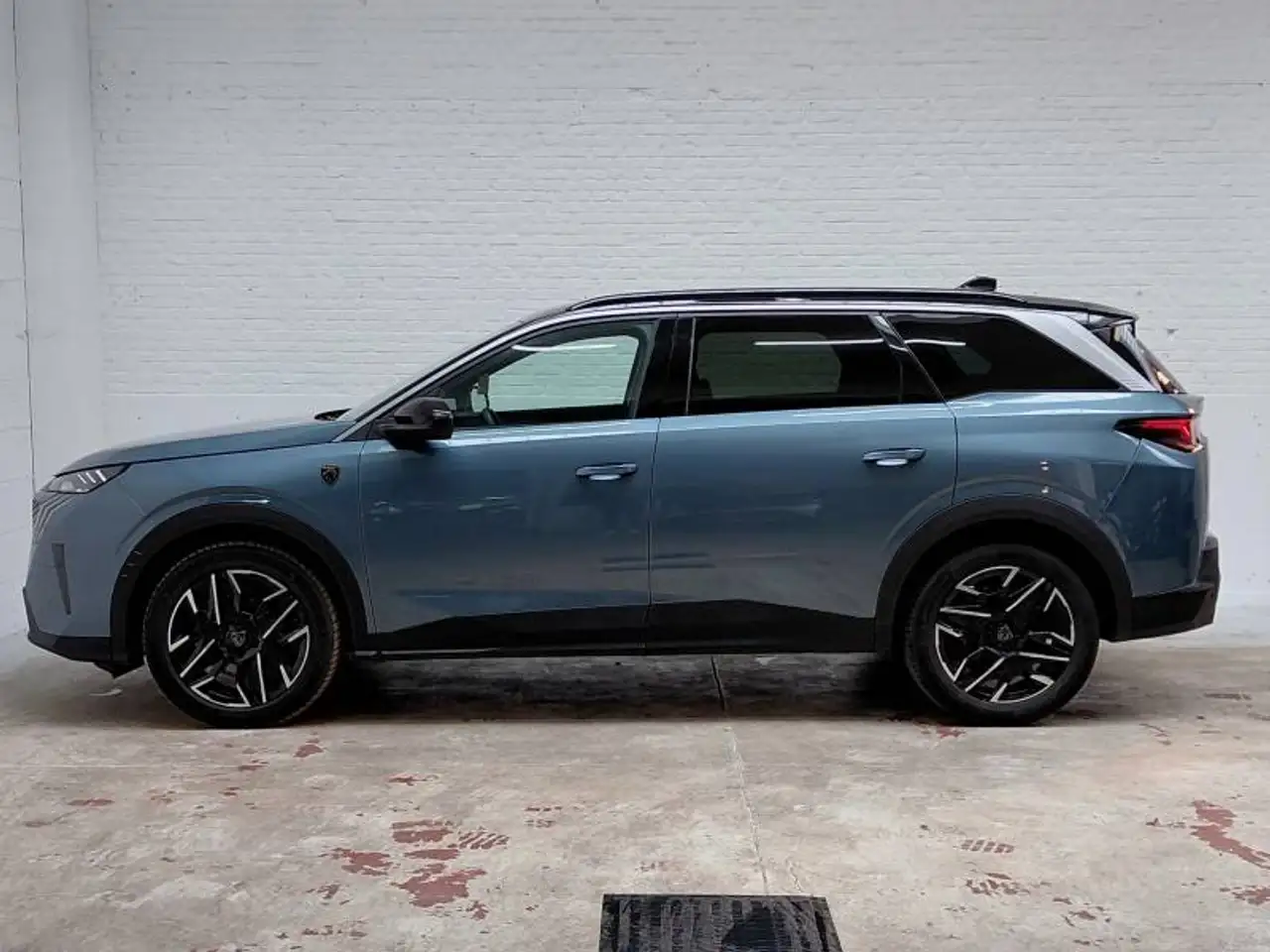 Peugeot 5008 3 8