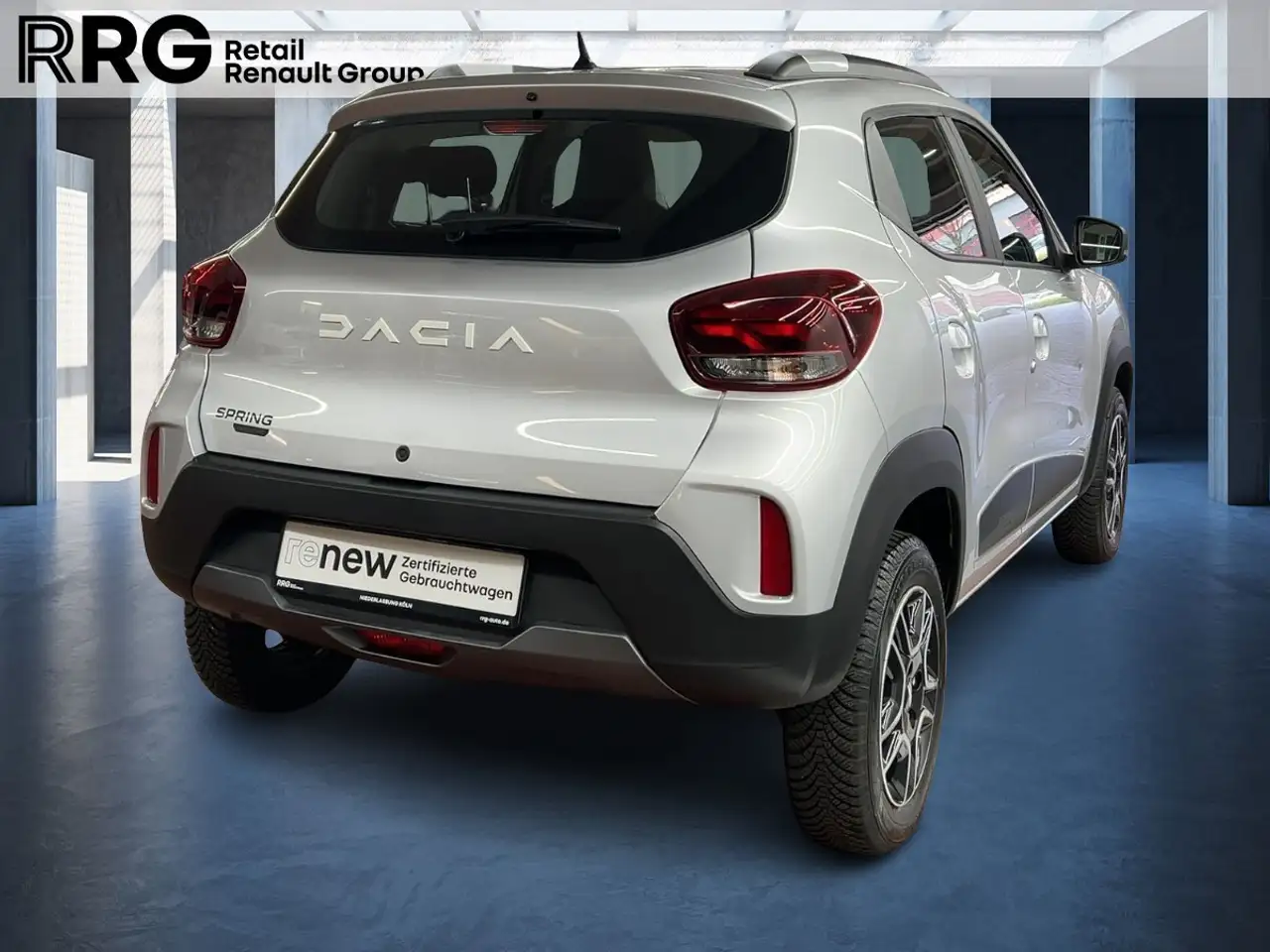 Dacia Spring 5