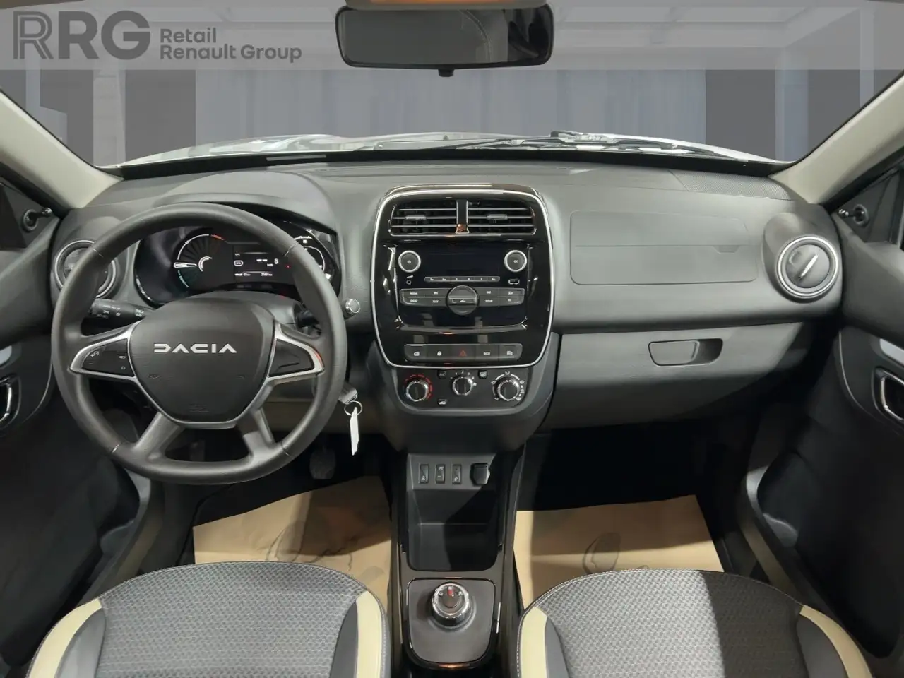 Dacia Spring 10