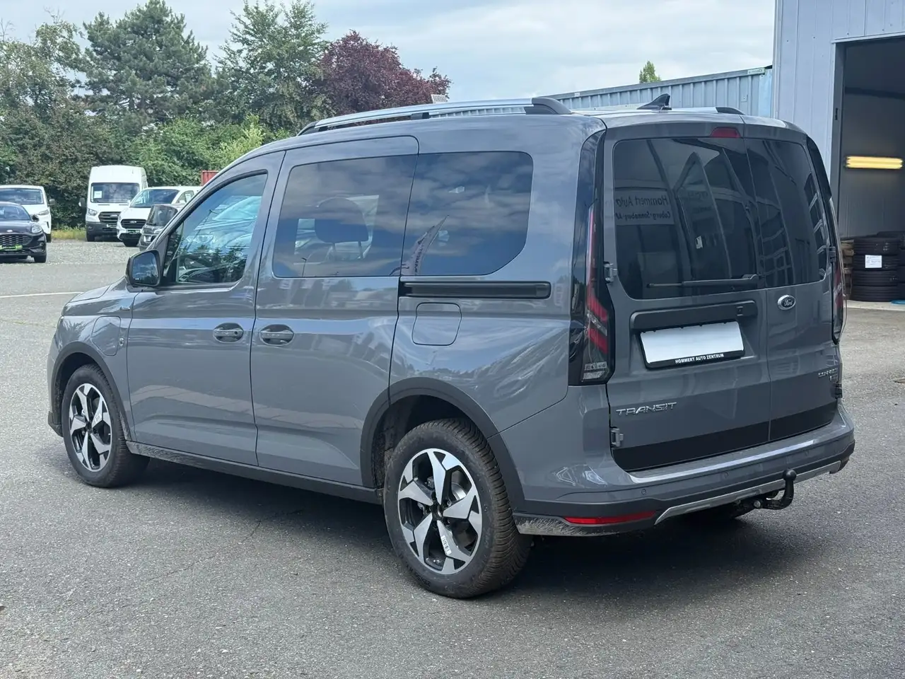 Ford Transit 8