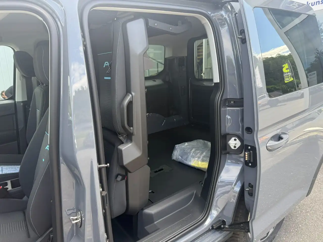 Ford Transit 12