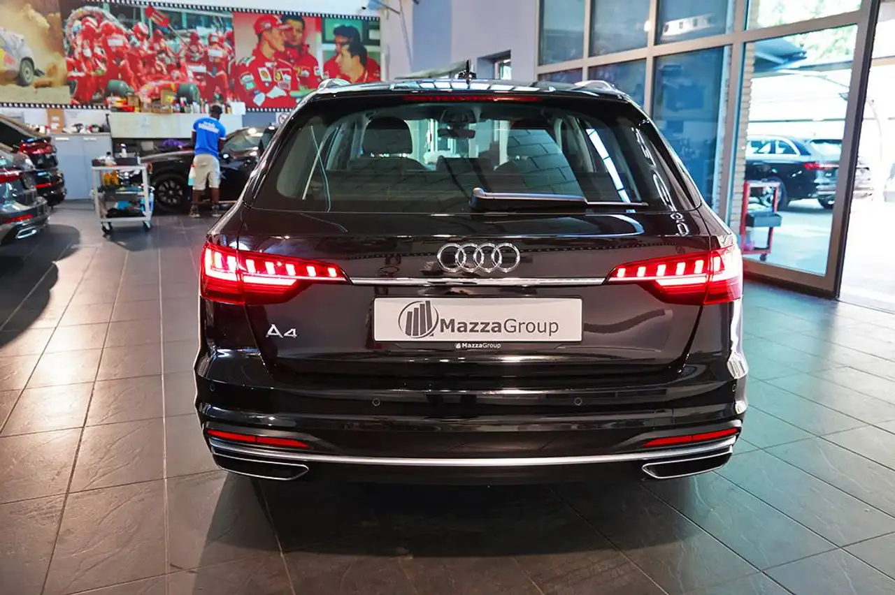 Audi A4 40 8