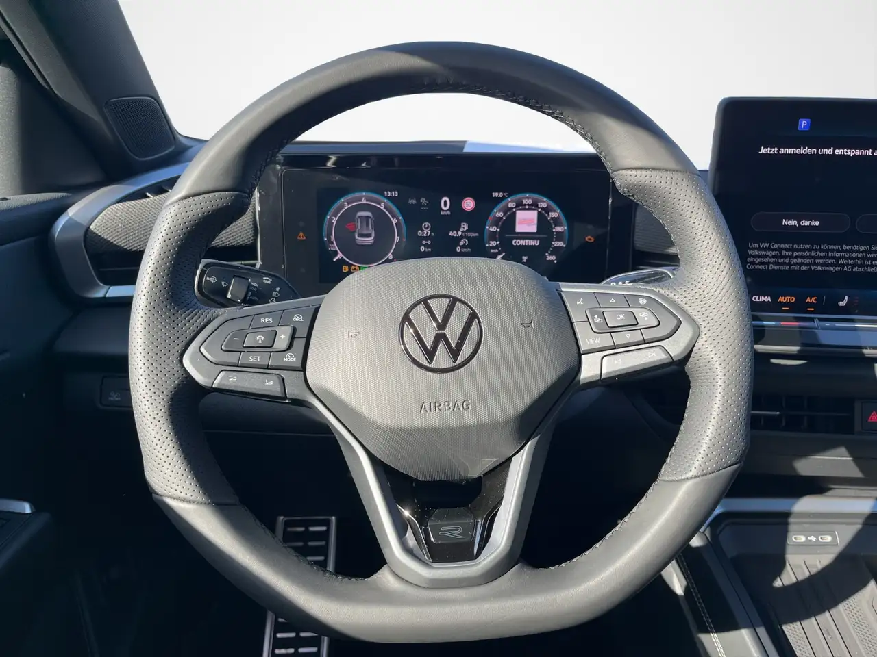 Volkswagen T-Roc 9