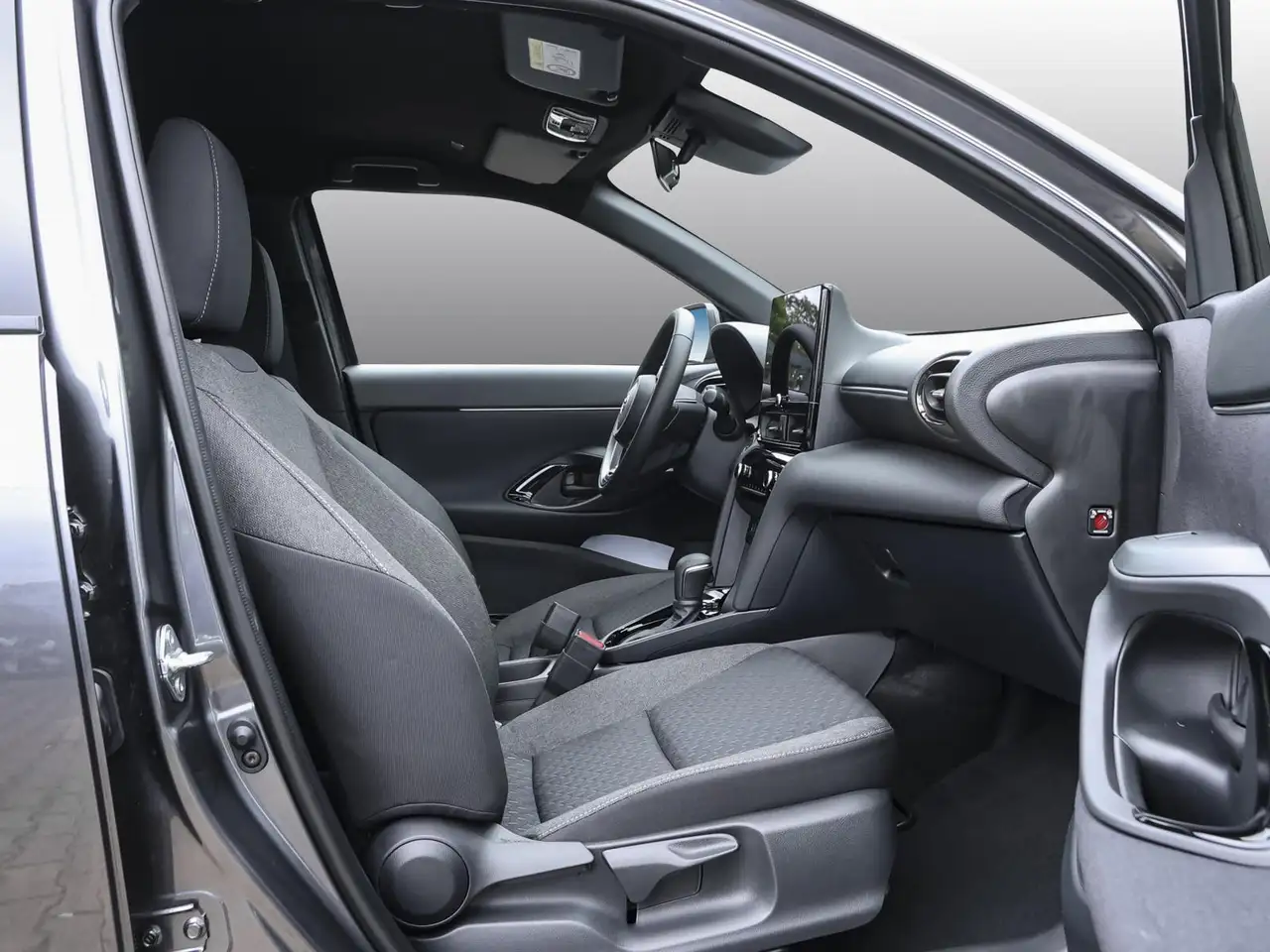 Toyota Yaris 6