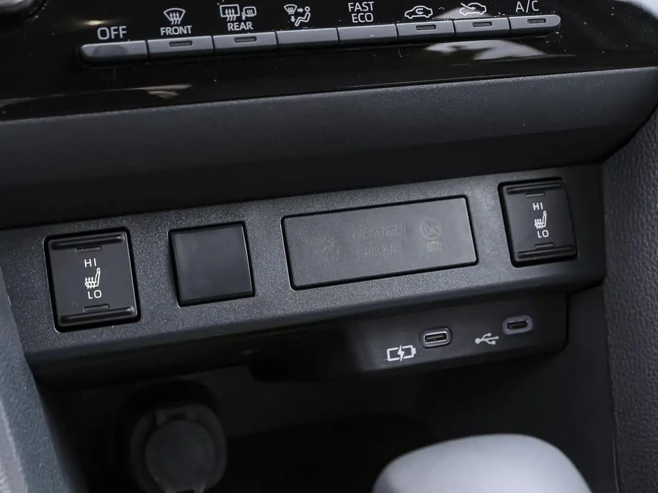 Toyota Yaris 12