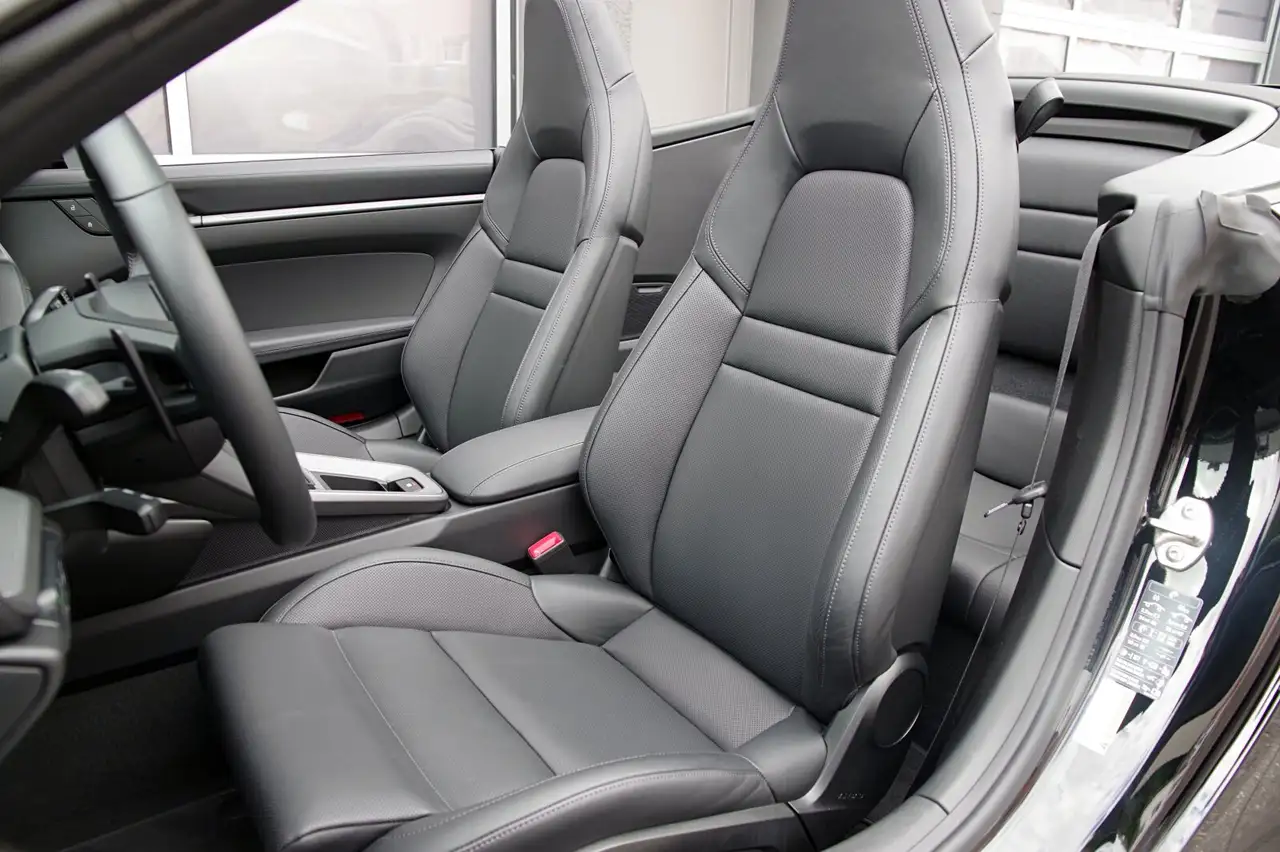 Porsche 992 4