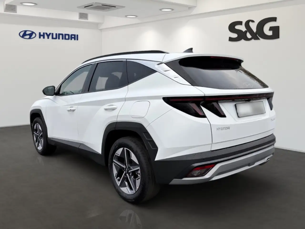 Hyundai TUCSON 4
