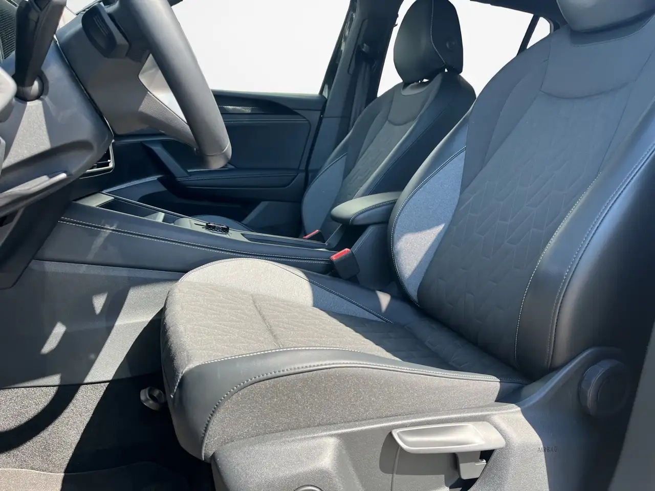 Volkswagen Tiguan 7