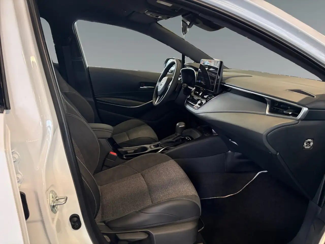 Toyota Corolla 16