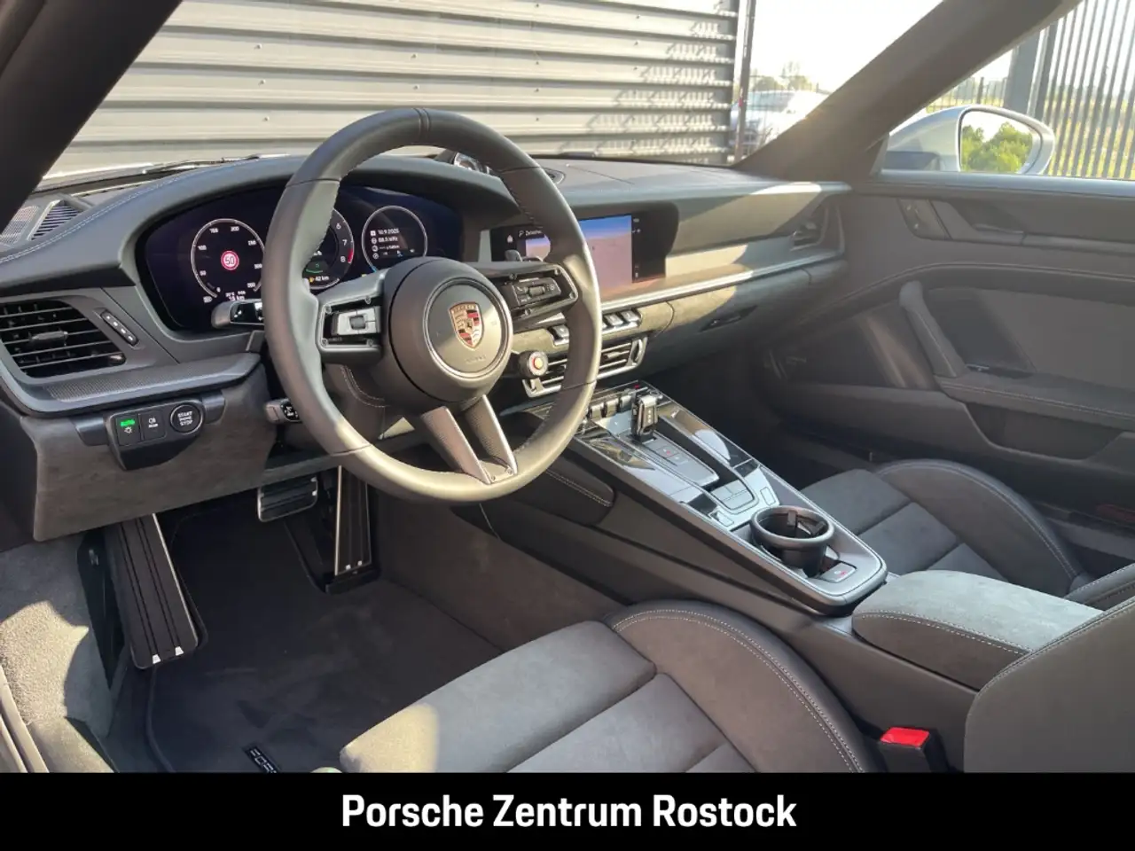 Porsche 992 911 7