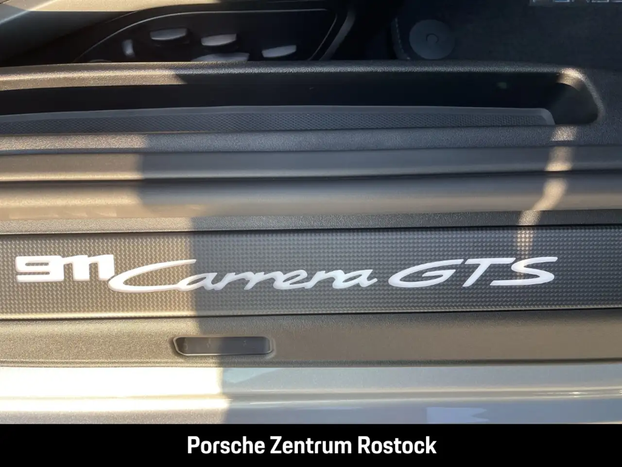 Porsche 992 911 11
