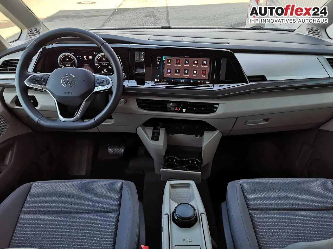 Volkswagen T7 Multivan 5