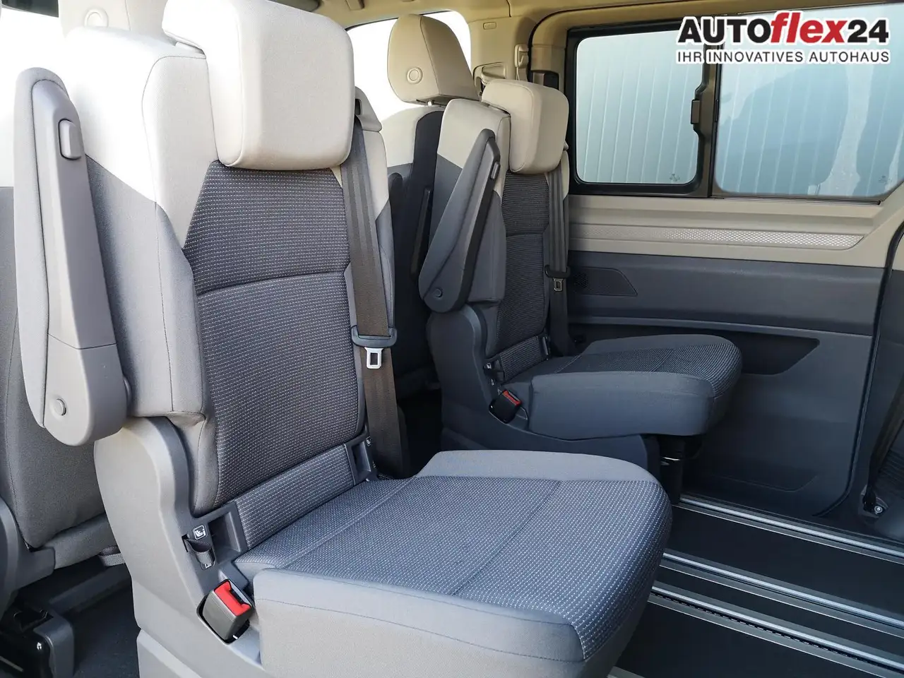 Volkswagen T7 Multivan 8