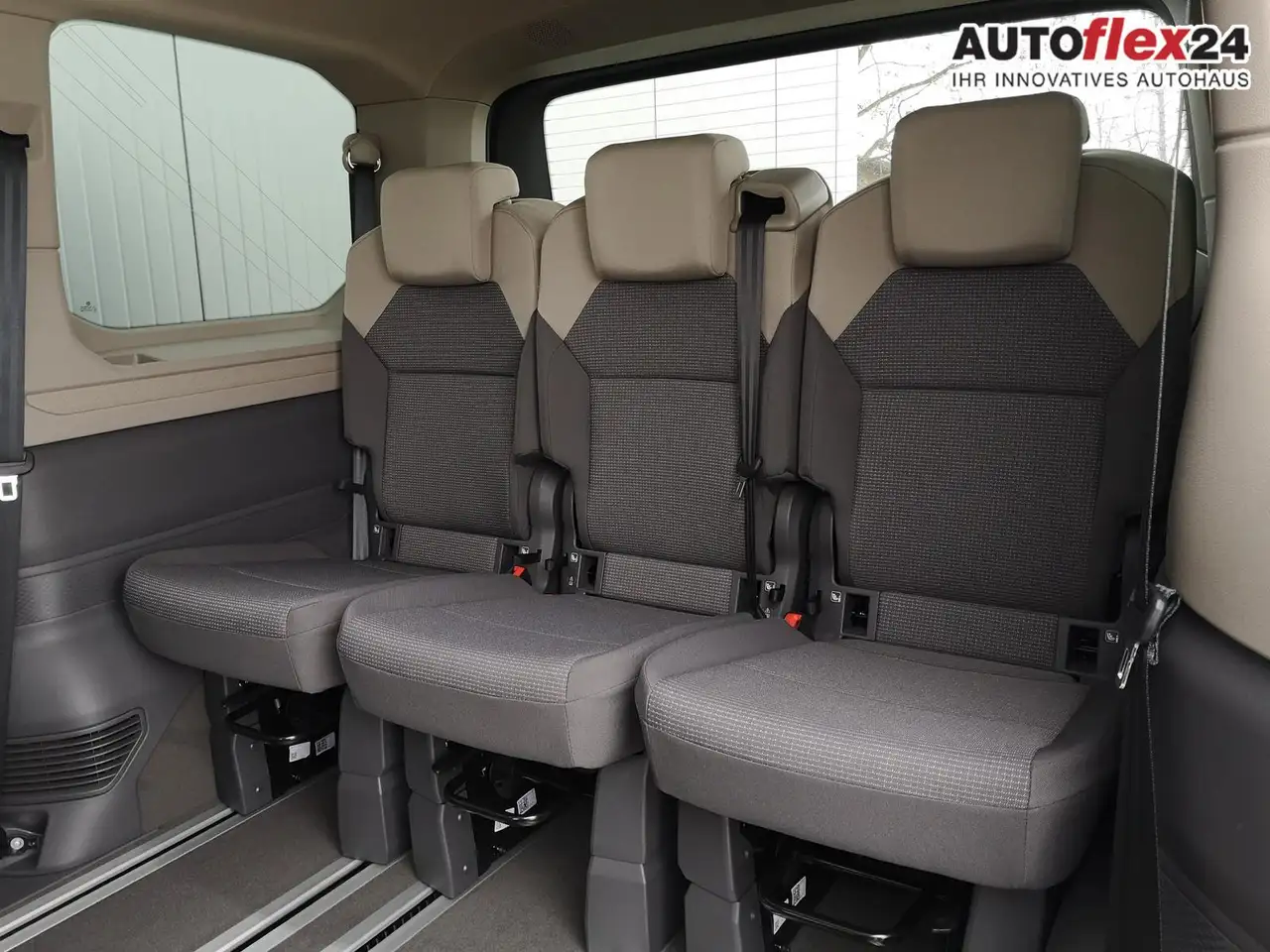 Volkswagen T7 Multivan 9