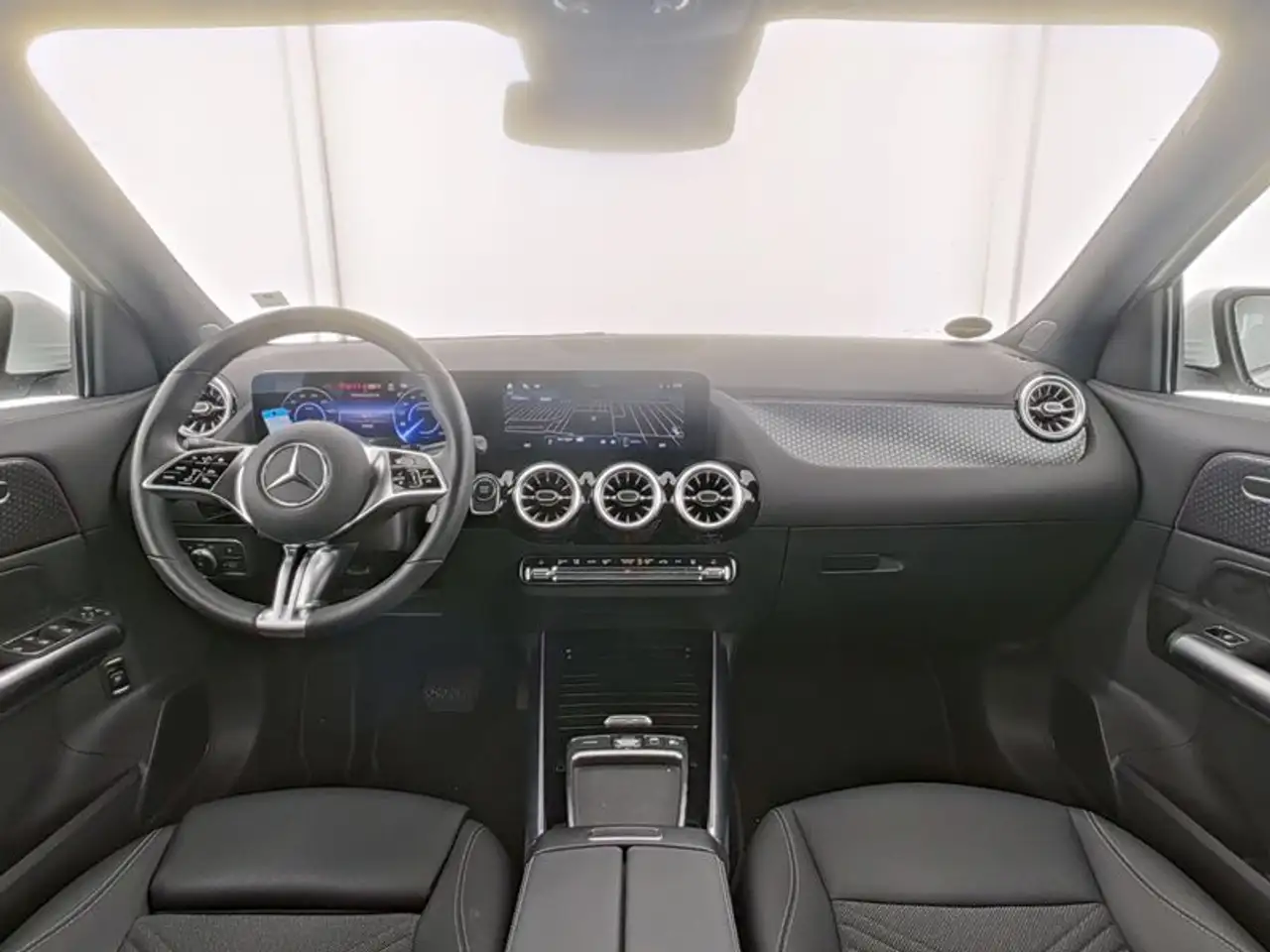 Mercedes-Benz EQA 250 6