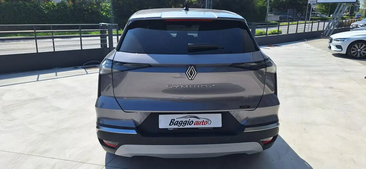 Renault Symbioz 6