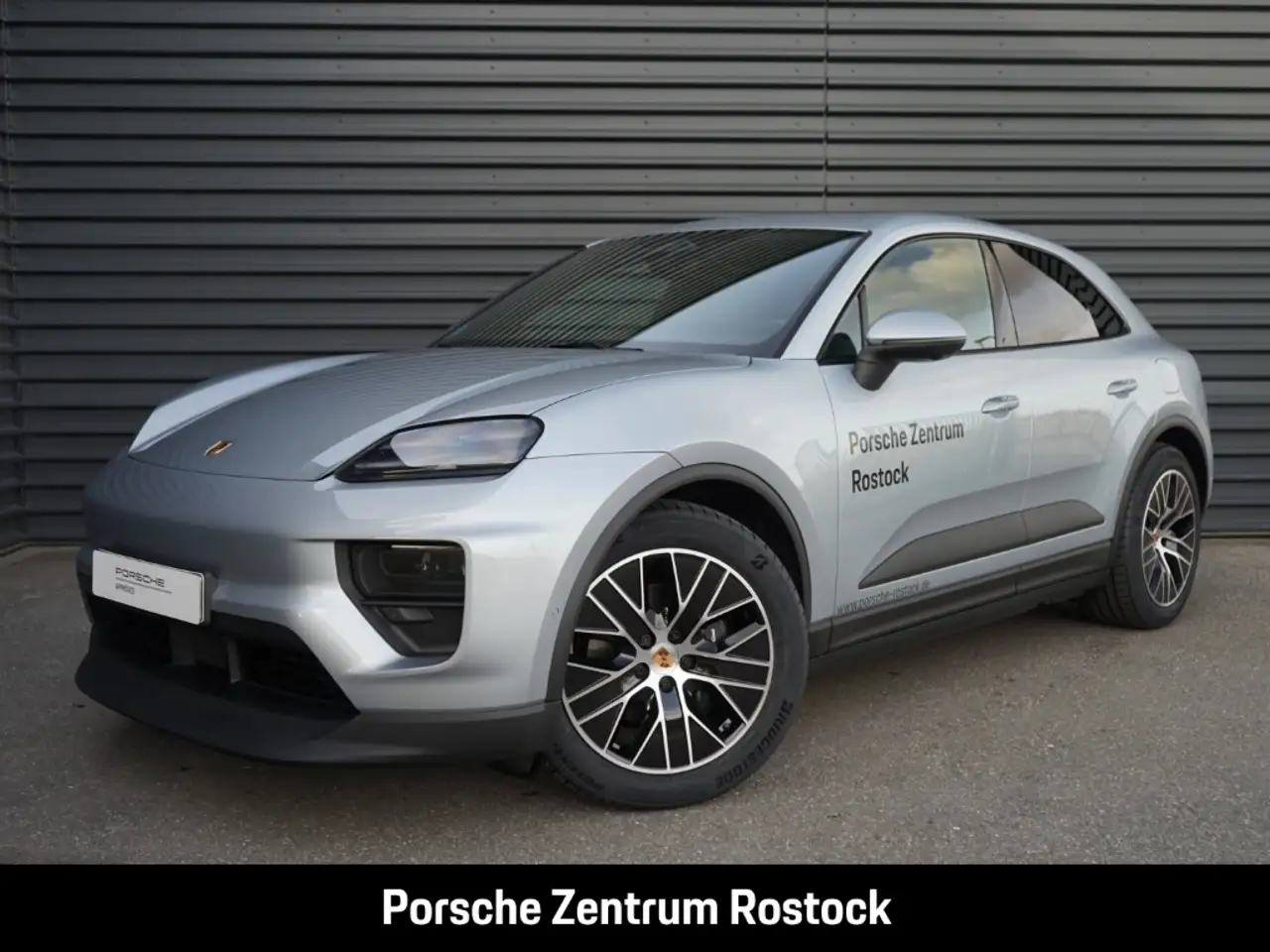 Porsche Macan 4