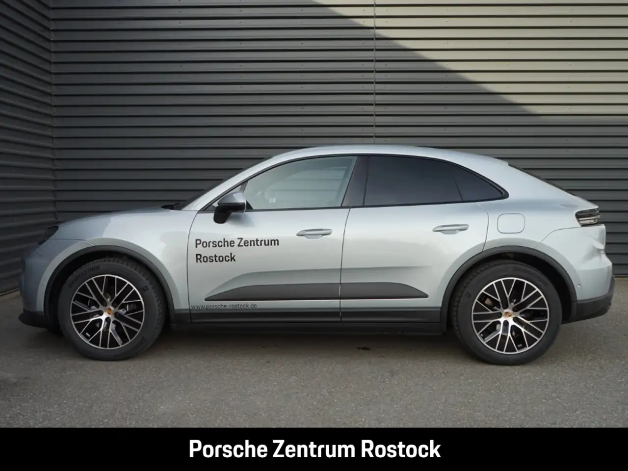Porsche Macan 4 2