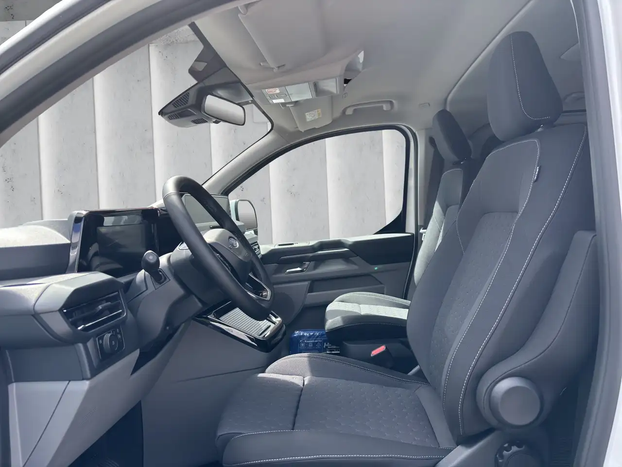 Ford Tourneo 10