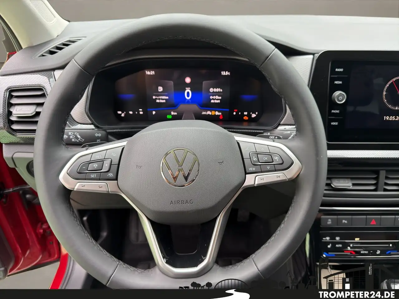 Volkswagen T-Cross 16