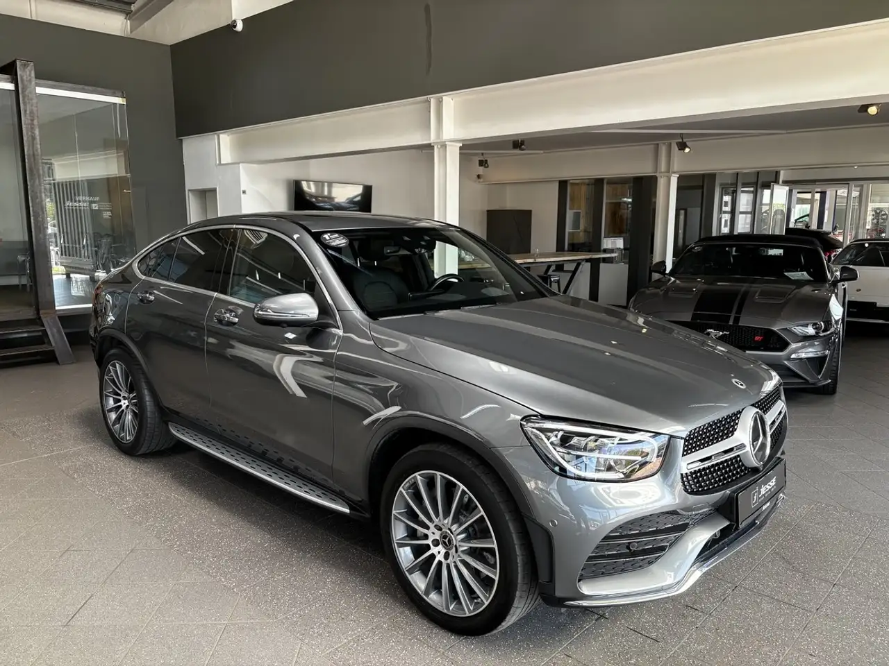 Mercedes-Benz GLC 300 3